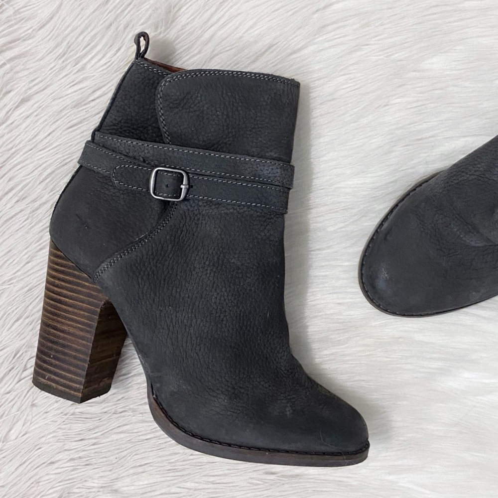 Lucky Brand Gray Nubuck Leather Latonya Bootie Tall Ankle Boot Belted Booties